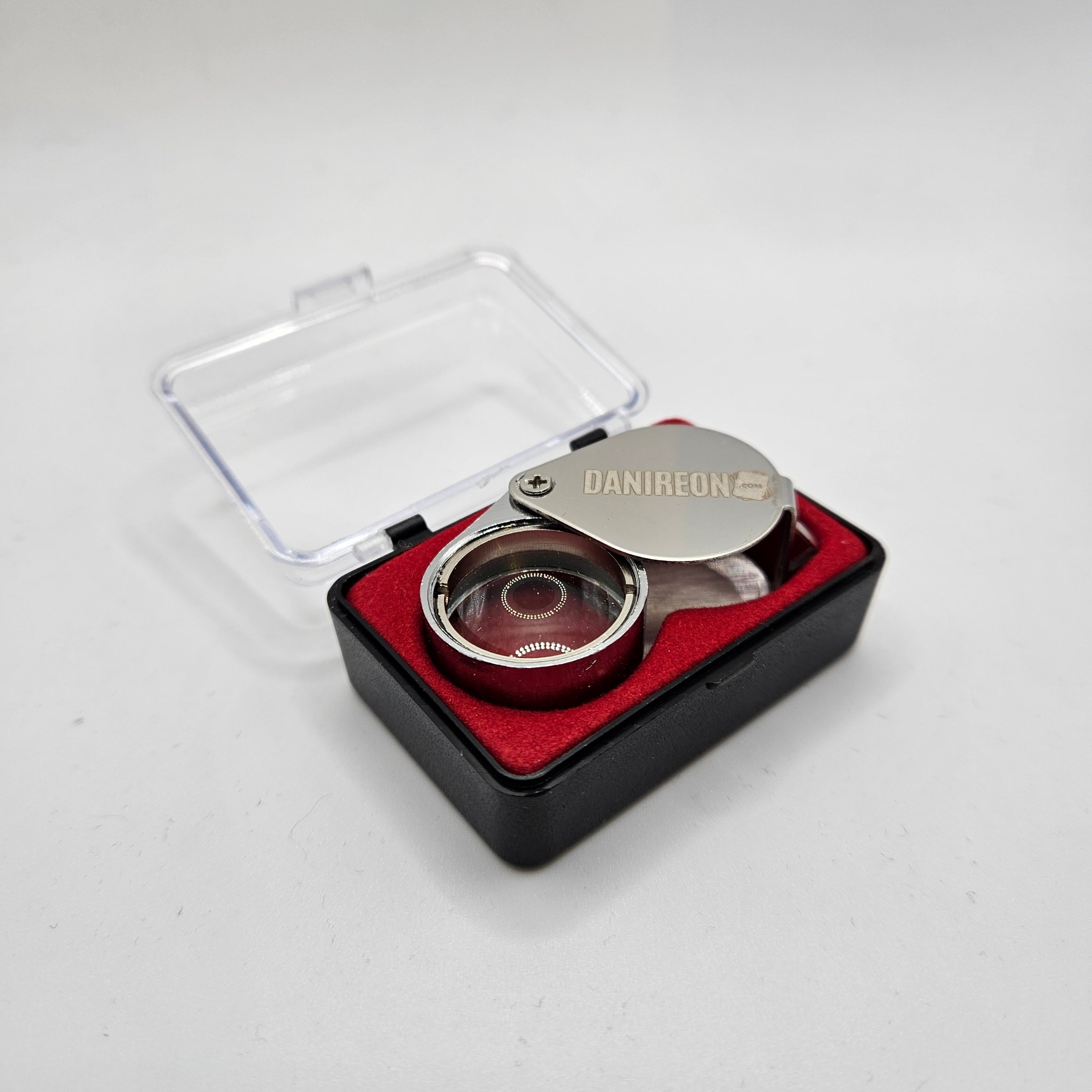 Jeweler's Loupe for Pokémon Cards, MTG, Yu-Gi-Oh, Sports Cards