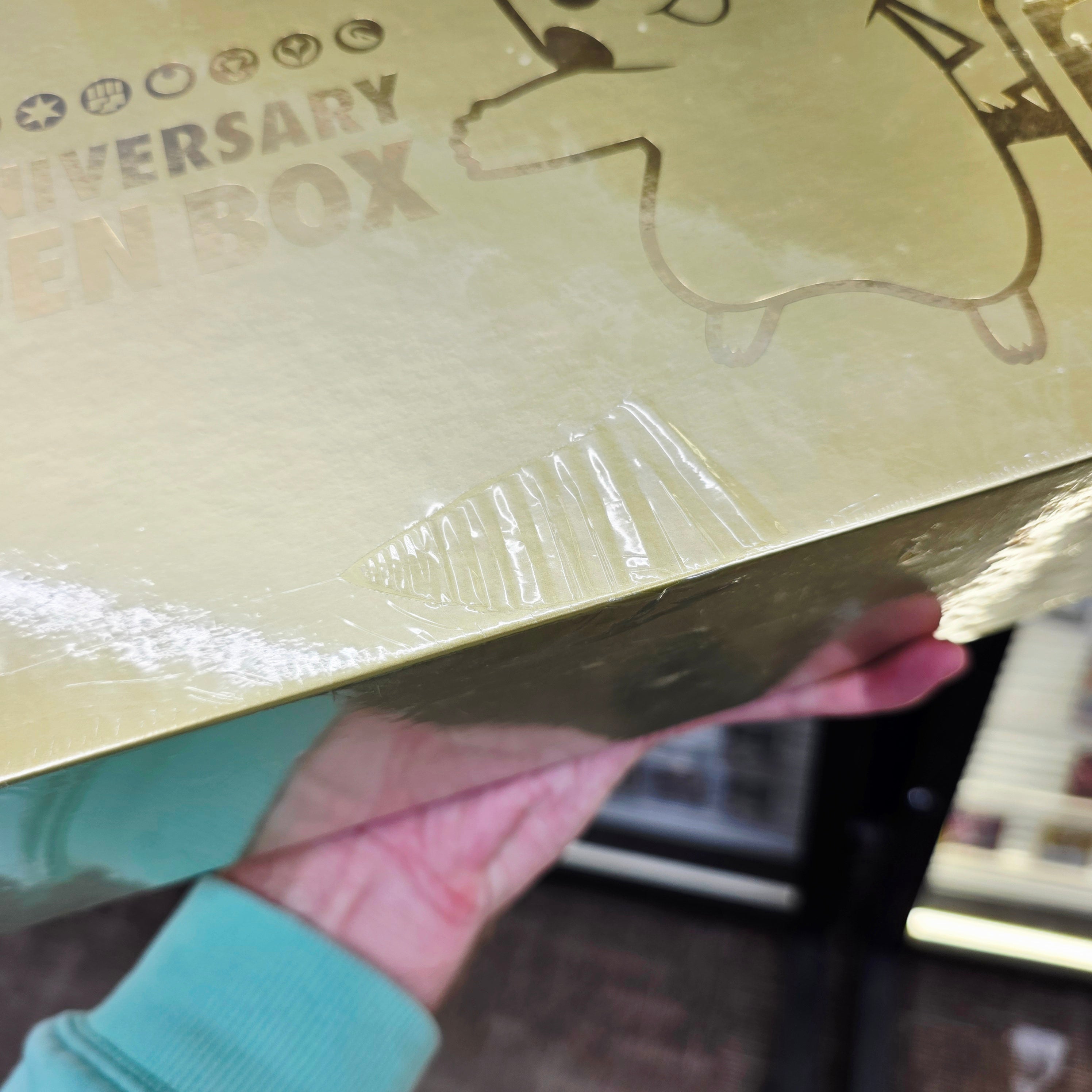 (READ DESCRIPTION) Pokémon 25th Anniversary Golden Box Pikachu Japanese Pokemon Center Exclusive